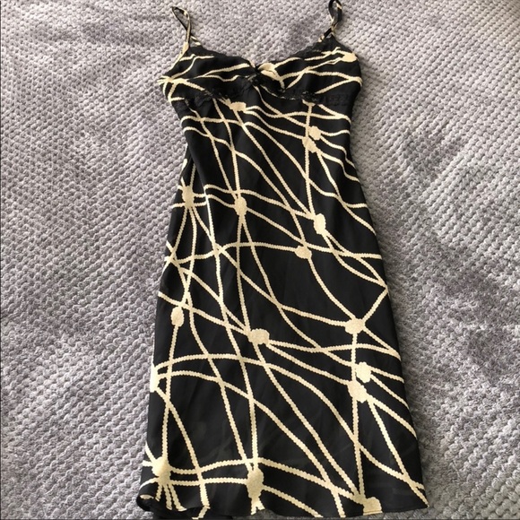 xi Dresses & Skirts - Black & Tan Summer Dress ☀️